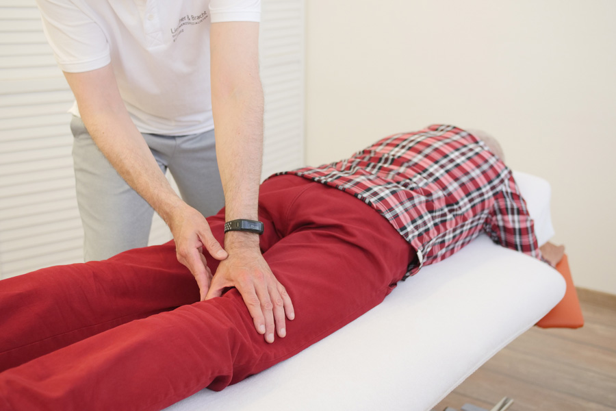 Reflextorium in Cham / Zug | Kari Kunz | Liebscher & Bracht-Therapie | Osteopressur Behandlung | Bild 1